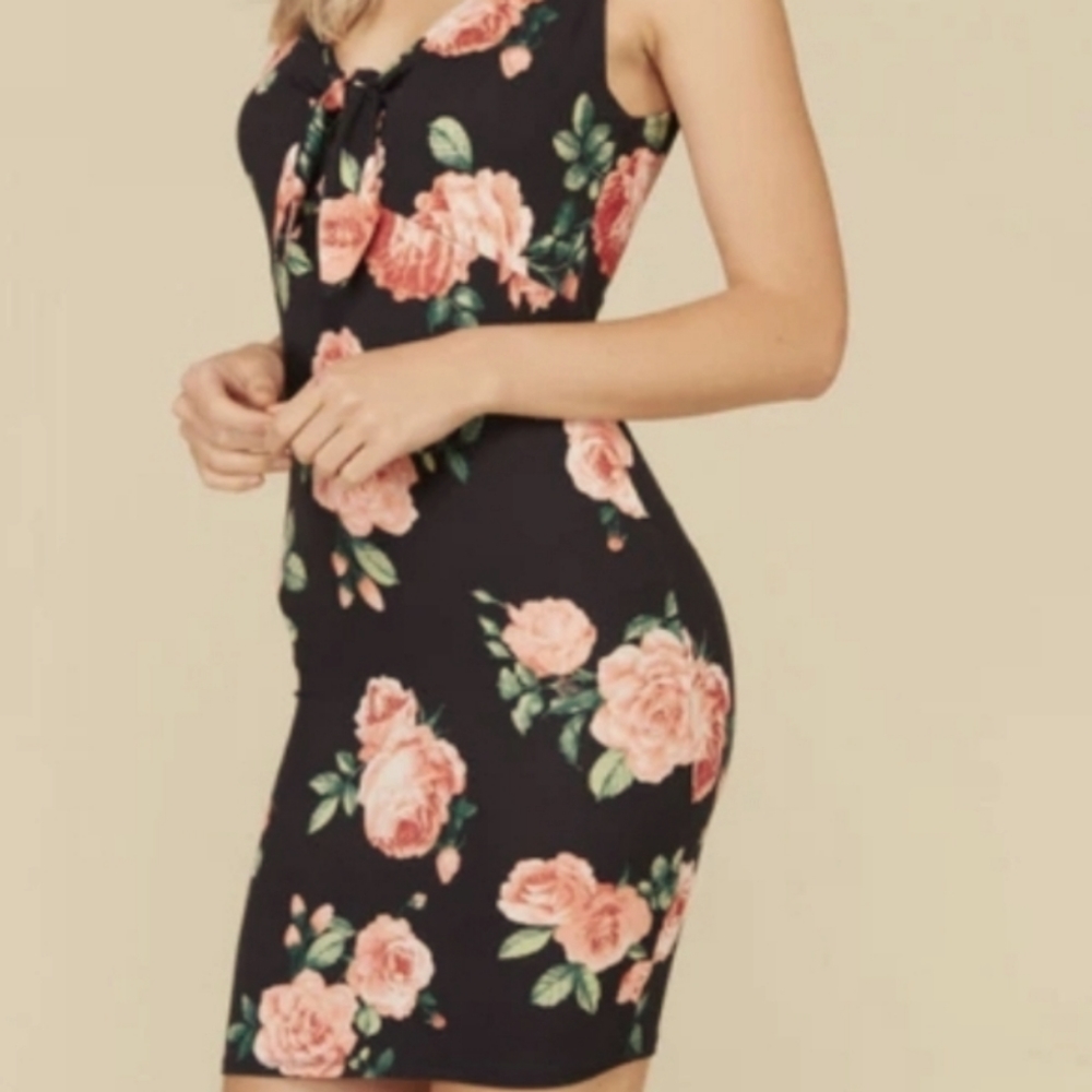Heart & hips tie front black floral dress